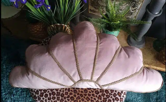 Deco Fan Cushion